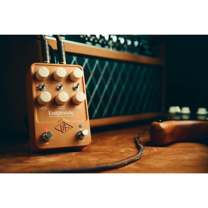 Universal Audio Enigmatic '82 Overdrive Special Amplifier Emulation Pedal (UA-ENIGMATIC-U)