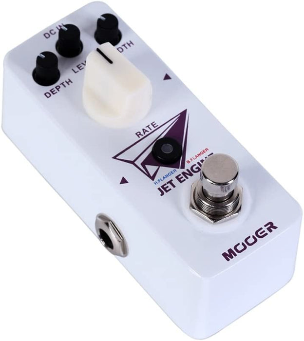 MOOER TRIANGOLO Guitar Micro Tremolo Pedal with 3 Selectable Wave Forms, 5 Different Sub Division Values, Guitar Gigging Effects Pedal