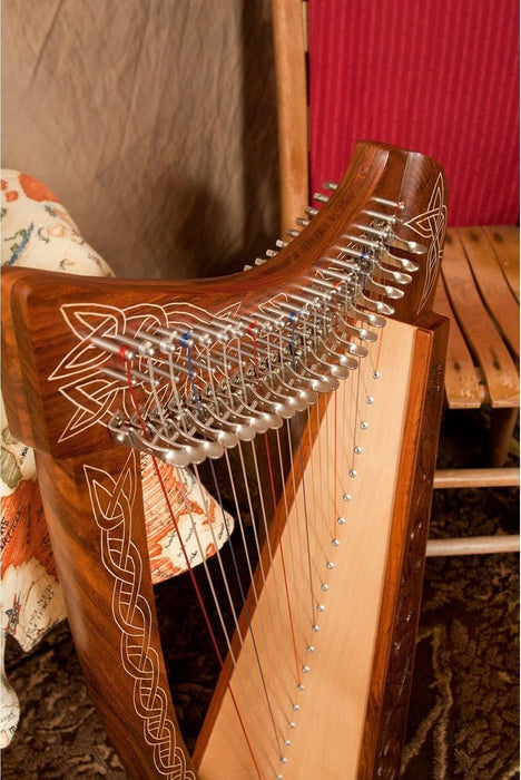 Roosebeck Celtic Heather Harp, 22-String - Walnut Wood