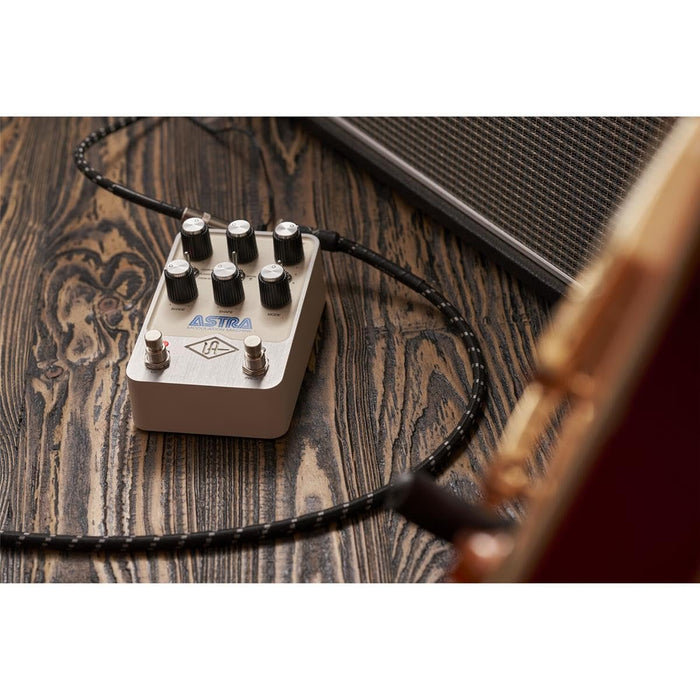 Universal Audio Dream '65 Reverb Amp Emulator Pedal (UA-DREAM-U)