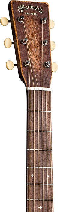 Martin Guitar 000-15M with Gig Bag, Acoustic Guitar for the Working Musician, Mahogany Construction, Satin Finish, 000-14 Fret, and Low Oval Neck Shape