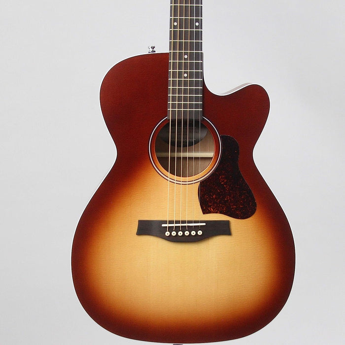 Seagull Entourage Autumn Burst CH CW Concert Hall Body Cutaway Acoustic-Electric Guitar with Gig Bag (046485)