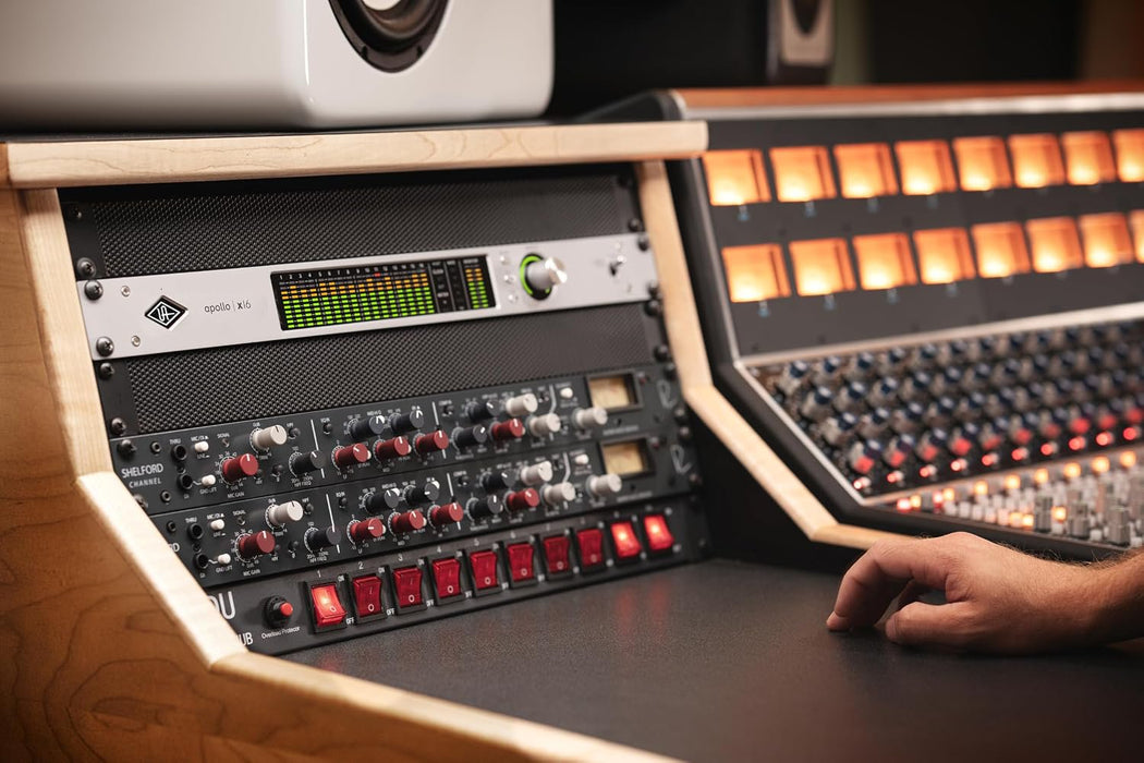 Universal Audio Apollo x16 Gen 2 with UAD Complete Thunderbolt 3 Audio Interface