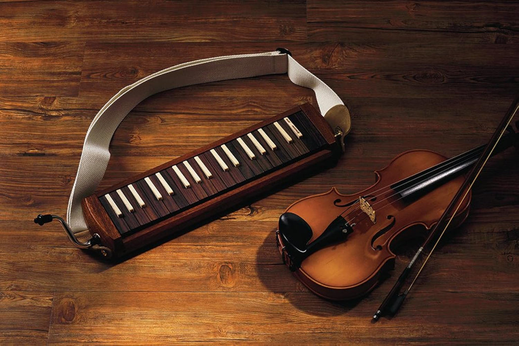 Suzuki W-37 Professional Wood Alto Melodion