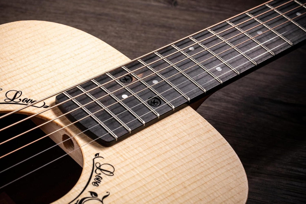 Taylor Guitars TS-BT Taylor Swift Signature 3/4 Acoustic Guitar with Gig Bag
