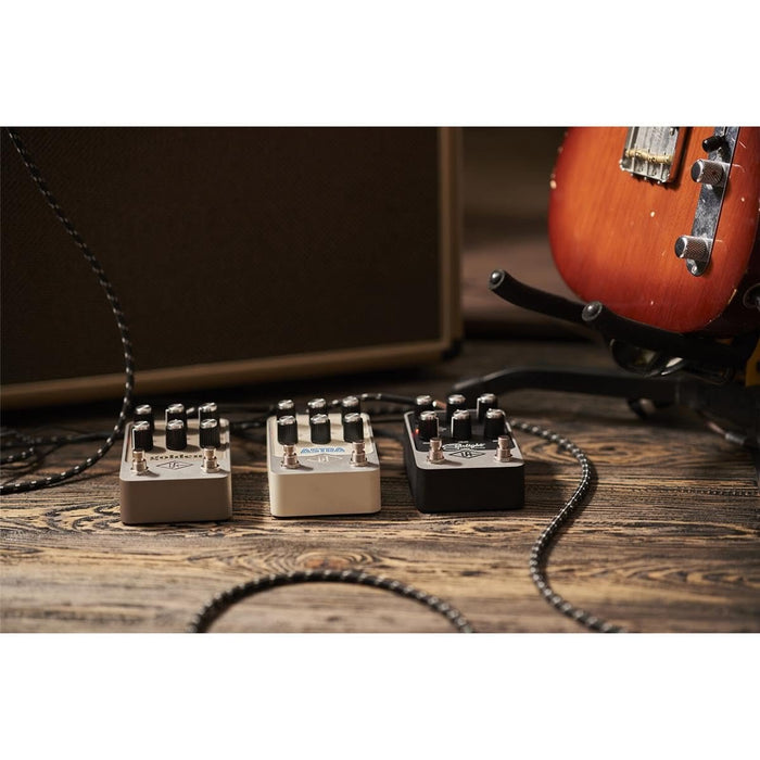 Universal Audio Dream '65 Reverb Amp Emulator Pedal (UA-DREAM-U)