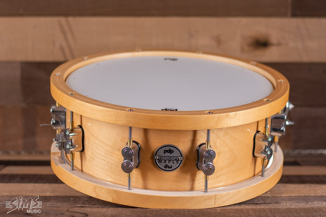 PDP 20-Ply Maple Snare with Wood Hoops and Chrome Hardware 14 x 5.5 in. (PDSN5514NAWH)